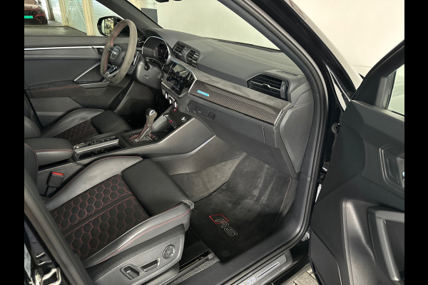 Audi RSQ3 Sportback 2.5 TFSI Pano|Sonos|Alcantara|Sfeer|Camera