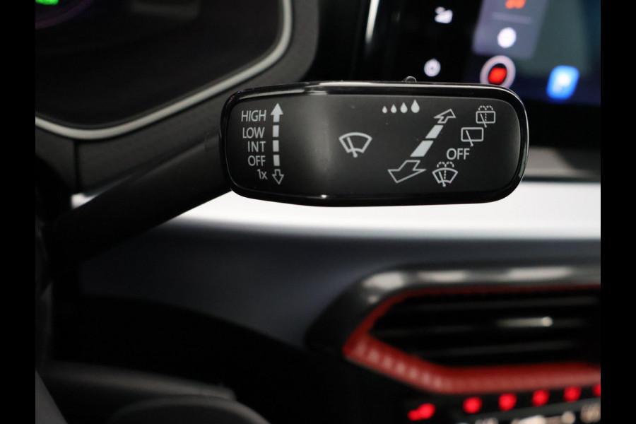 Seat Arona 1.0 TSI FR BUSINESS AUTOMAAT GARANTIE 5-2034* . APPLE CARPLAY & ANDRIOD AUTO . PARKEERSENSOREN V & A . STOELVERWARMING