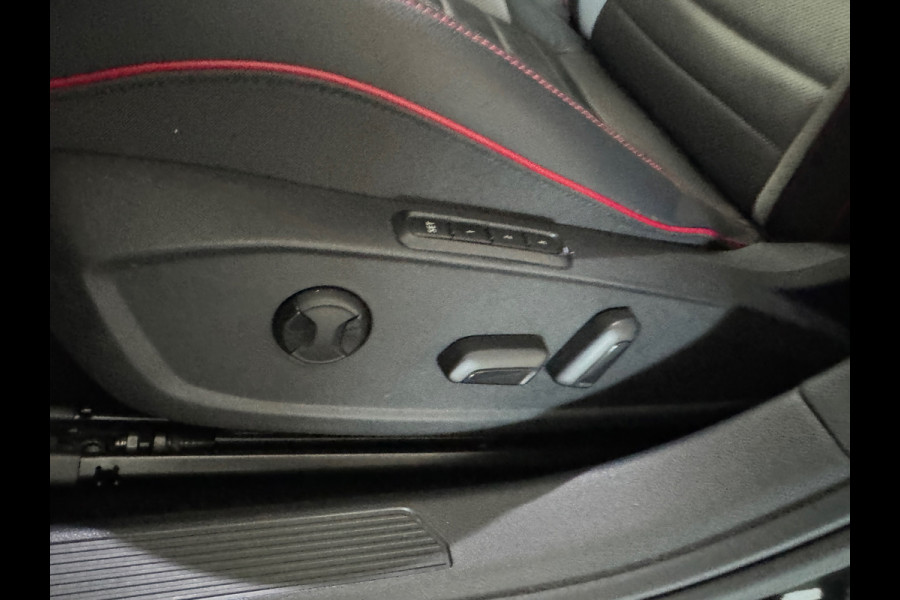 Volkswagen Golf 2.0 TSI GTI Clubsport Pano|HuD|H/K|Memory|IQ