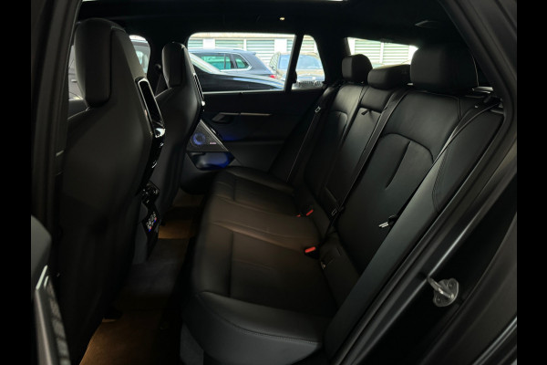 BMW 5 Serie Touring M5 Pano|Keramisch|B&W|HuD|Carbon|M Drivers
