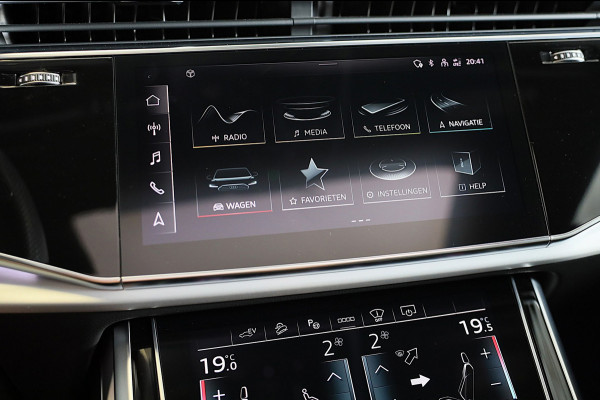Audi Q8 60 TFSI e Quattro RSQ8 Look / Luchtvering / Acc / Lane Assist / Head Up / Camera / B & O / Memory / Open Pano / Matrix