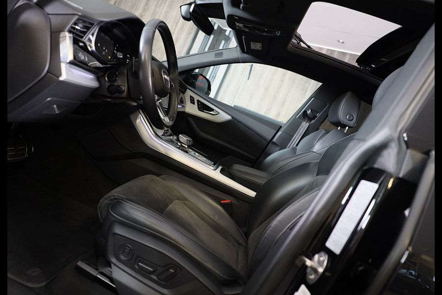 Audi Q8 60 TFSI e Quattro RSQ8 Look / Luchtvering / Acc / Lane Assist / Head Up / Camera / B & O / Memory / Open Pano / Matrix