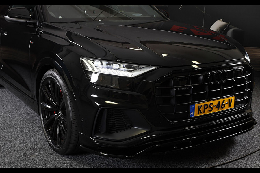 Audi Q8 60 TFSI e Quattro RSQ8 Look / Luchtvering / Acc / Lane Assist / Head Up / Camera / B & O / Memory / Open Pano / Matrix