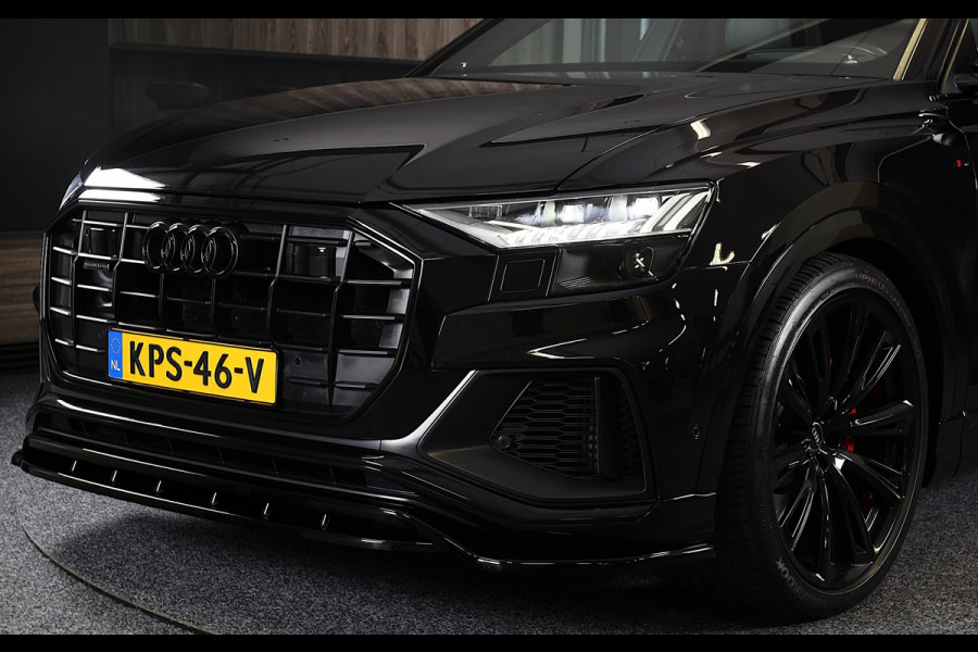 Audi Q8 60 TFSI e Quattro RSQ8 Look / Luchtvering / Acc / Lane Assist / Head Up / Camera / B & O / Memory / Open Pano / Matrix