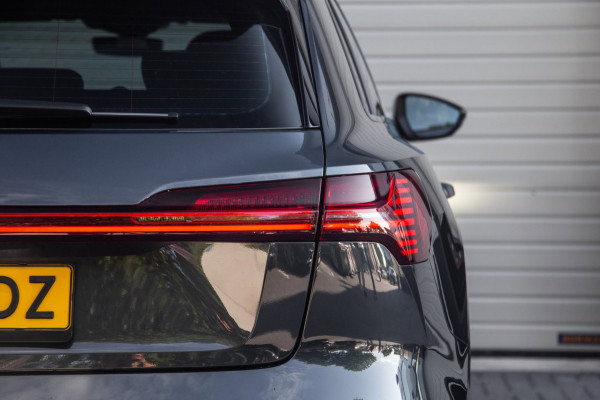 Audi e-tron E-tron 50 Quattro Launch edition plus 71 kWh / Maxton / Pano / S-Line