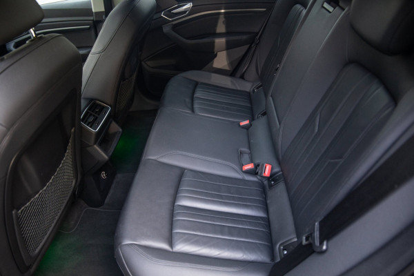 Audi e-tron E-tron 50 Quattro Launch edition plus 71 kWh / Maxton / Pano / S-Line