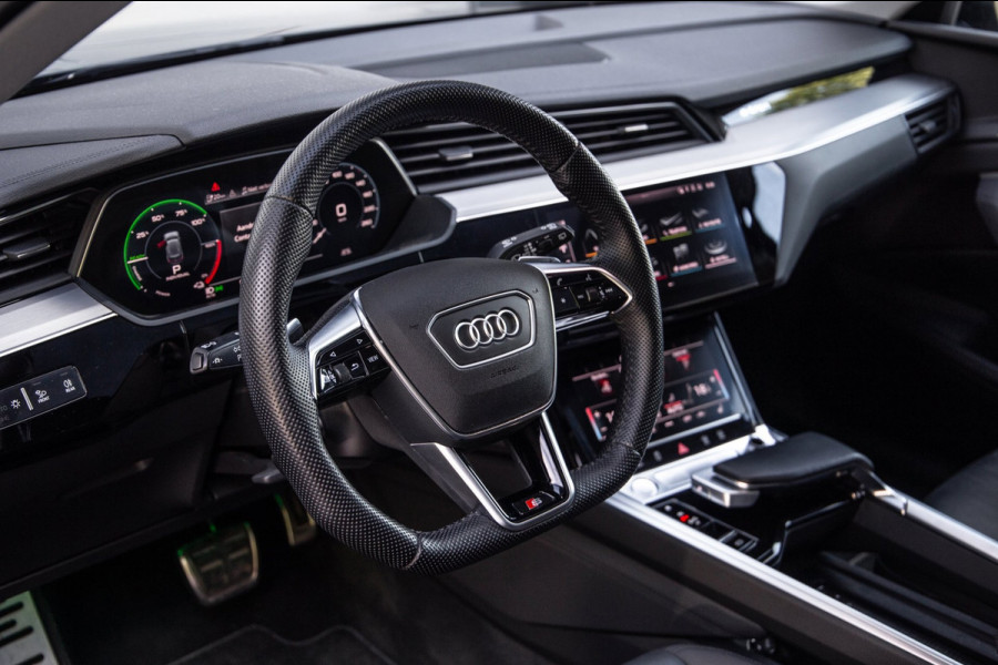 Audi e-tron E-tron 50 Quattro Launch edition plus 71 kWh / Maxton / Pano / S-Line
