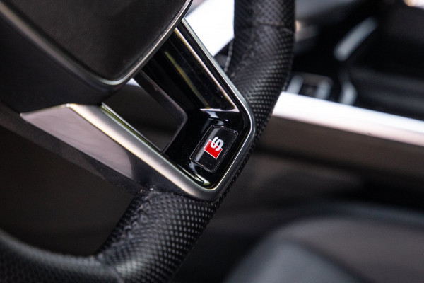 Audi e-tron E-tron 50 Quattro Launch edition plus 71 kWh / Maxton / Pano / S-Line