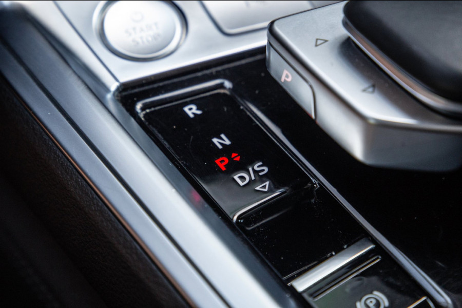 Audi e-tron E-tron 50 Quattro Launch edition plus 71 kWh / Maxton / Pano / S-Line