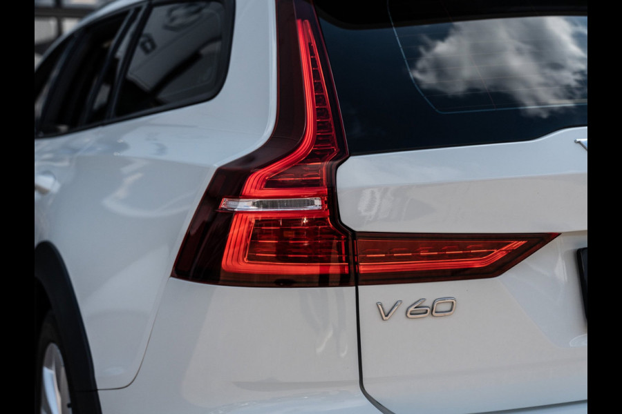 Volvo V60 Cross Country 2.0 T5 AWD Pro