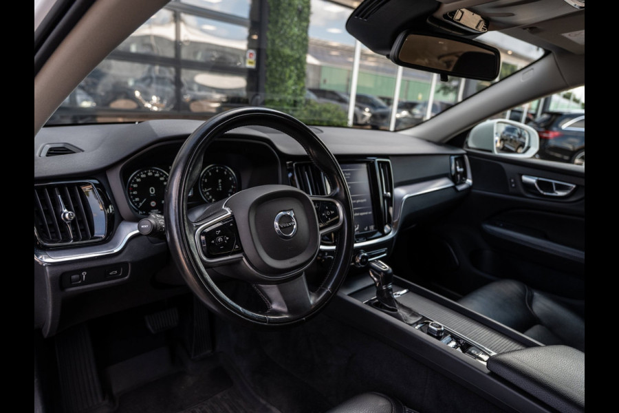 Volvo V60 Cross Country 2.0 T5 AWD Pro