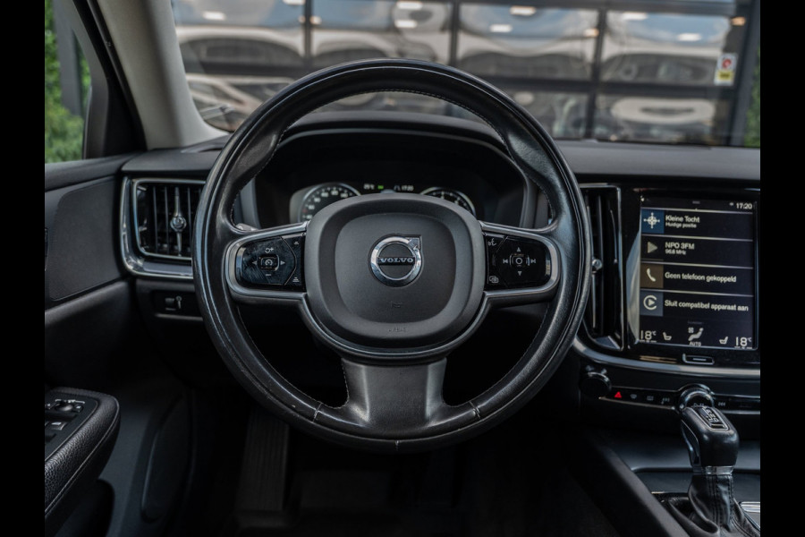 Volvo V60 Cross Country 2.0 T5 AWD Pro