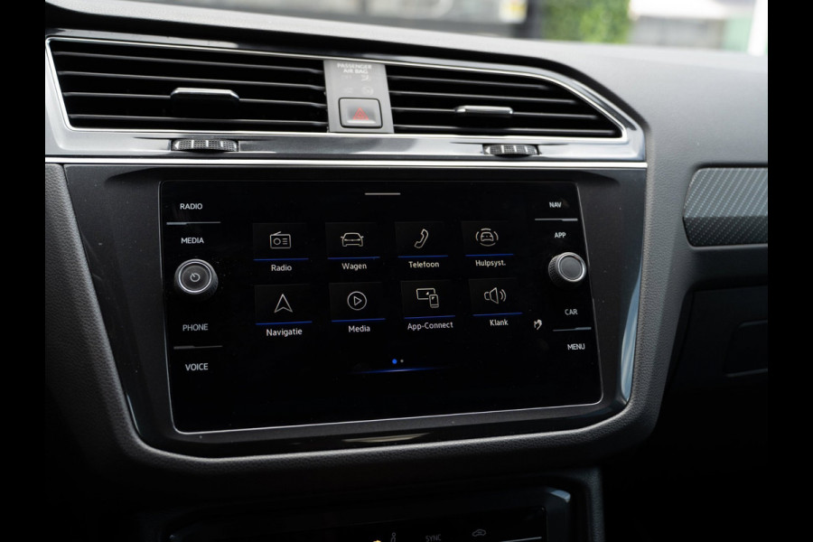 Volkswagen Tiguan 1.5 TSI 150PK DSG R-Line Business+ | Pano | IQ Light | ACC | Camera