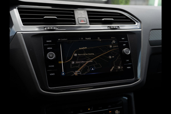 Volkswagen Tiguan 1.5 TSI 150PK DSG R-Line Business+ | Pano | IQ Light | ACC | Camera