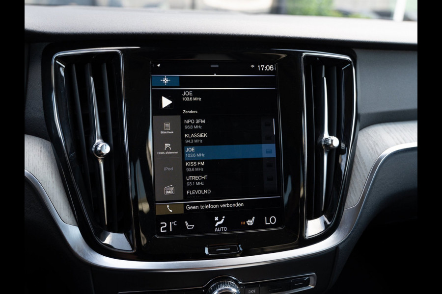 Volvo V60 Cross Country 2.0 B5 AWD Pro | H/K Sound | Memory | Pilot Assist