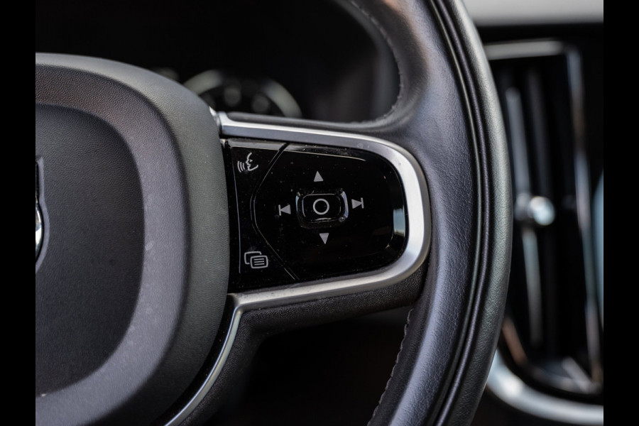 Volvo V60 Cross Country 2.0 B5 AWD Pro | H/K Sound | Memory | Pilot Assist