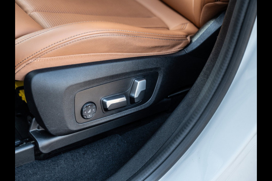 BMW X3 XDrive30e High Executive | M-Sport | Pano | Carplay | Camera