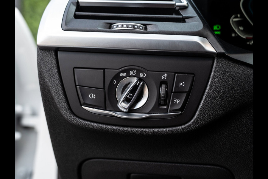 BMW X3 XDrive30e High Executive | M-Sport | Pano | Carplay | Camera