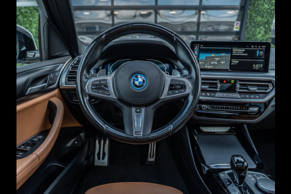 BMW X3 XDrive30e High Executive | M-Sport | Pano | Carplay | Camera