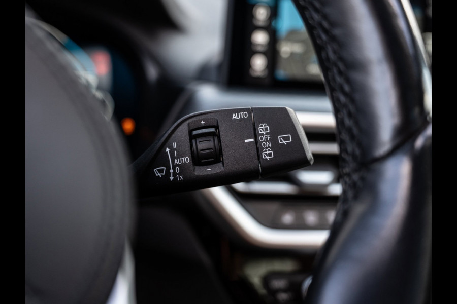 BMW X3 XDrive30e High Executive | M-Sport | Pano | Carplay | Camera
