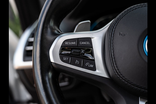 BMW X3 XDrive30e High Executive | M-Sport | Pano | Carplay | Camera