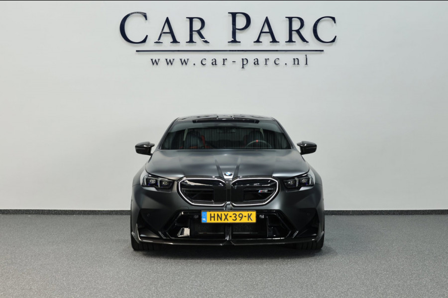 BMW 5 Serie M5 1000+PK BTW/AKRAPOVIC/FULL PPF XPEL/KERAMISCH/CARBON M-PERFORMANCE/EVENTURI/B&W/PANO/HUD/F.GARANTIE