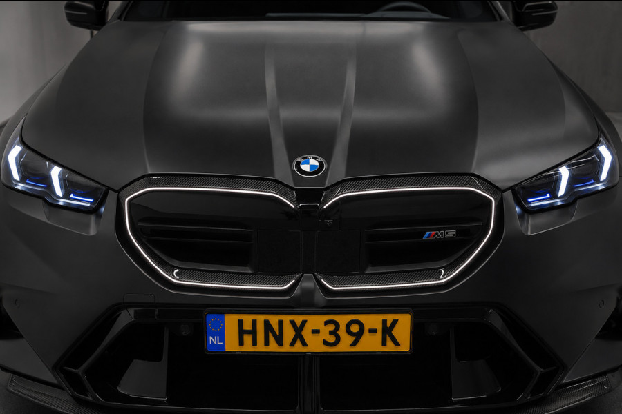 BMW 5 Serie M5 1000+PK BTW/AKRAPOVIC/FULL PPF XPEL/KERAMISCH/CARBON M-PERFORMANCE/EVENTURI/B&W/PANO/HUD/F.GARANTIE