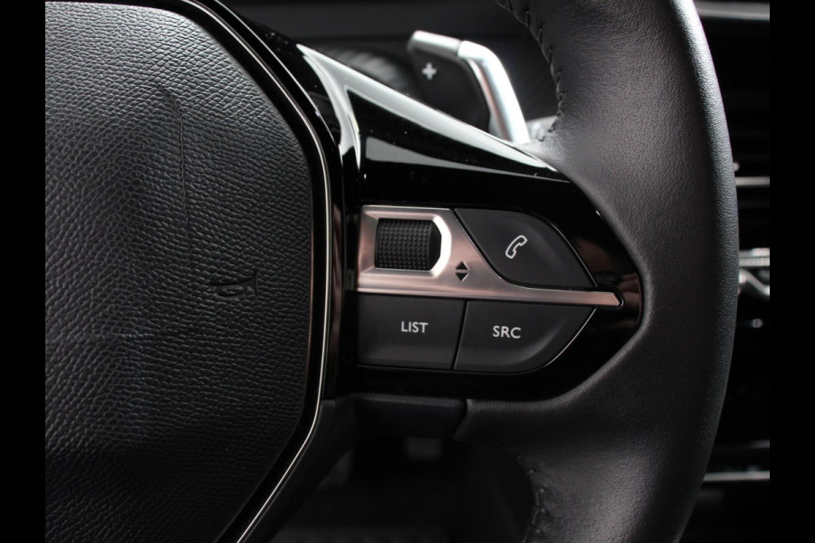 Peugeot 2008 1.2 Hybrid 136 pk Automaat Allure Navigatie Apple Carplay/Android Auto Climate Control Dab Led Parkeer sensoren Cruise Control
