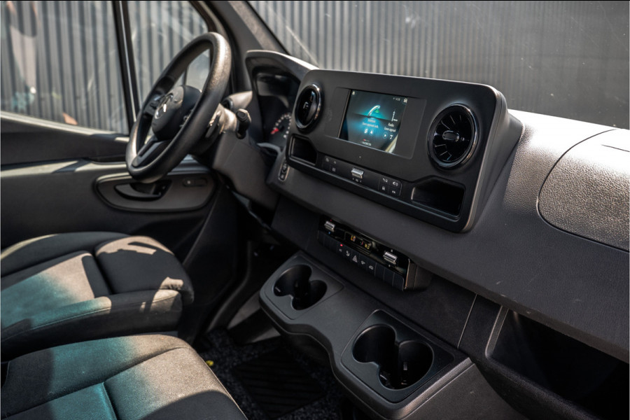 Mercedes-Benz Sprinter 317 CDI L3H2 | 170 PK | Automaat | Camera | Mbux | Cruise | PDC | Trekhaak