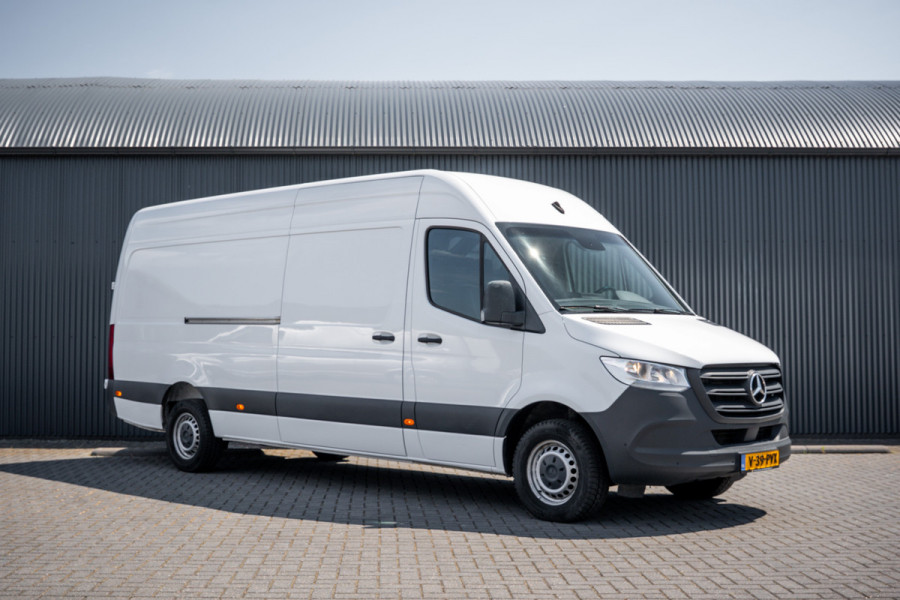 Mercedes-Benz Sprinter 317 CDI L3H2 | 170 PK | Automaat | Camera | Mbux | Cruise | PDC | Trekhaak