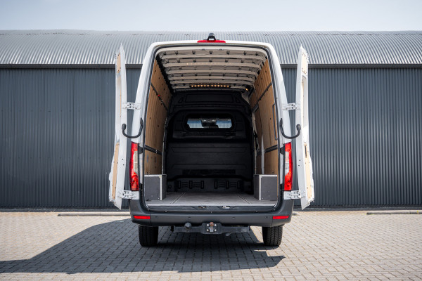Mercedes-Benz Sprinter 317 CDI L3H2 | 170 PK | Automaat | Camera | Mbux | Cruise | PDC | Trekhaak