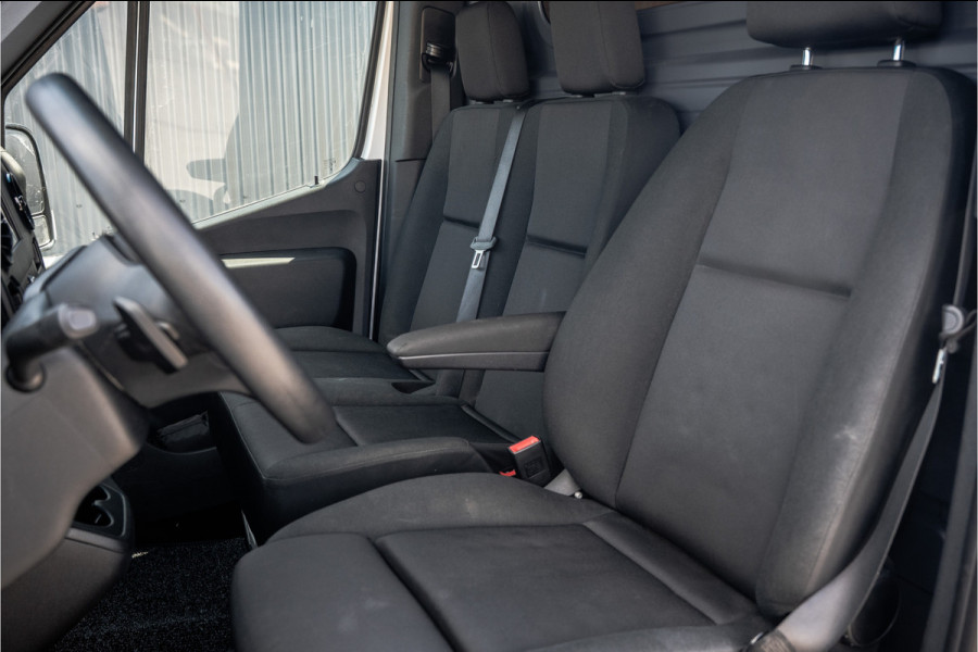 Mercedes-Benz Sprinter 317 CDI L3H2 | 170 PK | Automaat | Camera | Mbux | Cruise | PDC | Trekhaak