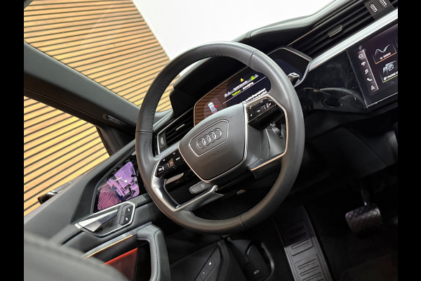 Audi e-tron E-tron 50 quattro S Black Edition 71 kWh | Panoramadak | Virtual Mirrors|360° Camera|Leder|Trekhaak | Memory | 21 Inch
