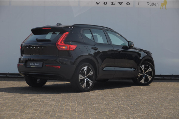 Volvo XC40 T4 211PK Automaat Recharge R-Design / Adaptieve cruise control / BLIS / stoel - en stuurwielverwarming / Elektrische achterklep / Parkeersensoren met camera / Apple carplay / All season banden