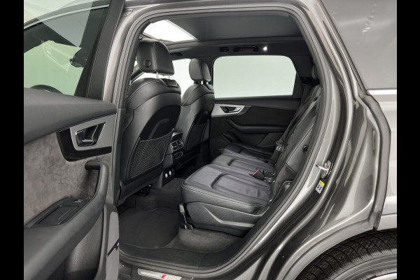 Audi Q7 3.0 TDI e-tron Quattro Sport (Plug-in) *PANO | LEATHER | FULL-LED | MEMORY-PACK | BOSE-AUDIO | CAMERA | DIGI-COCKPIT | HEATED-COMFORTSEATS | NAVI-FULLMAP | AIRSUSPENSION | PRIVACY-GLASS | SHIFTPADDLES | HEAD-UP | TOWBAR | 22''ALU*