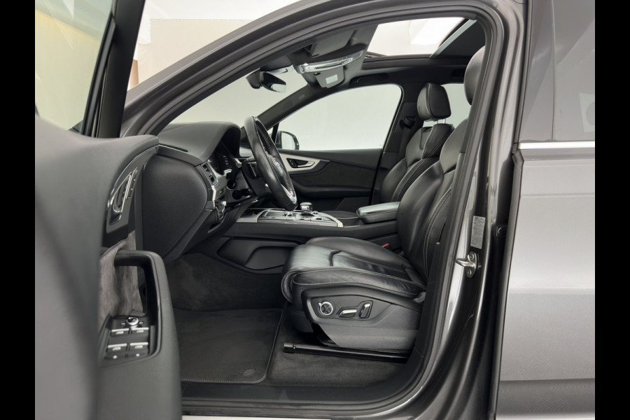 Audi Q7 3.0 TDI e-tron Quattro Sport (Plug-in) *PANO | LEATHER | FULL-LED | MEMORY-PACK | BOSE-AUDIO | CAMERA | DIGI-COCKPIT | HEATED-COMFORTSEATS | NAVI-FULLMAP | AIRSUSPENSION | PRIVACY-GLASS | SHIFTPADDLES | HEAD-UP | TOWBAR | 22''ALU*