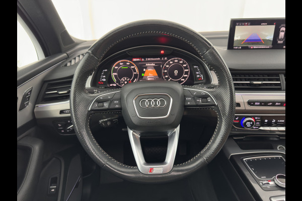 Audi Q7 3.0 TDI e-tron Quattro Sport (Plug-in) *PANO | LEATHER | FULL-LED | MEMORY-PACK | BOSE-AUDIO | CAMERA | DIGI-COCKPIT | HEATED-COMFORTSEATS | NAVI-FULLMAP | AIRSUSPENSION | PRIVACY-GLASS | SHIFTPADDLES | HEAD-UP | TOWBAR | 22''ALU*