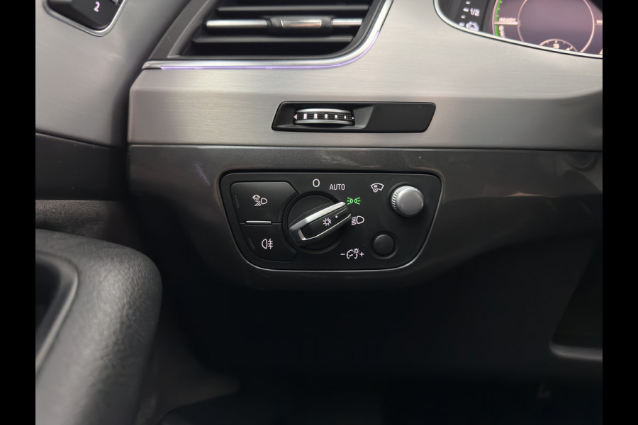 Audi Q7 3.0 TDI e-tron Quattro Sport (Plug-in) *PANO | LEATHER | FULL-LED | MEMORY-PACK | BOSE-AUDIO | CAMERA | DIGI-COCKPIT | HEATED-COMFORTSEATS | NAVI-FULLMAP | AIRSUSPENSION | PRIVACY-GLASS | SHIFTPADDLES | HEAD-UP | TOWBAR | 22''ALU*