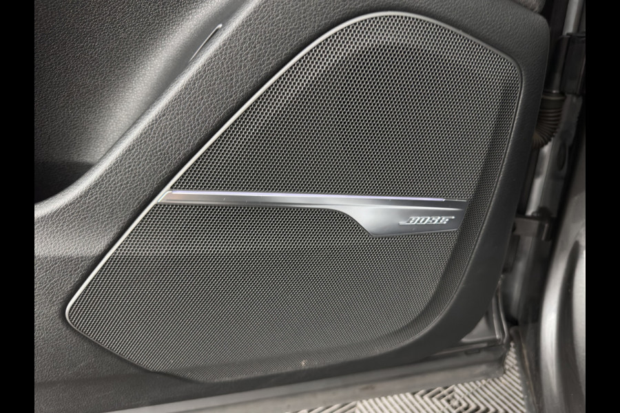 Audi Q7 3.0 TDI e-tron Quattro Sport (Plug-in) *PANO | LEATHER | FULL-LED | MEMORY-PACK | BOSE-AUDIO | CAMERA | DIGI-COCKPIT | HEATED-COMFORTSEATS | NAVI-FULLMAP | AIRSUSPENSION | PRIVACY-GLASS | SHIFTPADDLES | HEAD-UP | TOWBAR | 22''ALU*