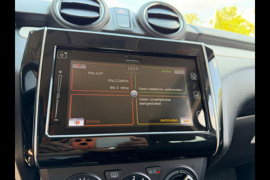 Suzuki Swift 1.2 Select, CarPlay, Airco, Camera