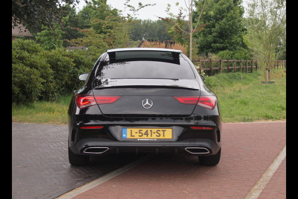 Mercedes-Benz CLA-Klasse 200 Business Solution AMG | Panoramadak | Burmester | Camera | Apple Carplay | Sfeerverlichting |