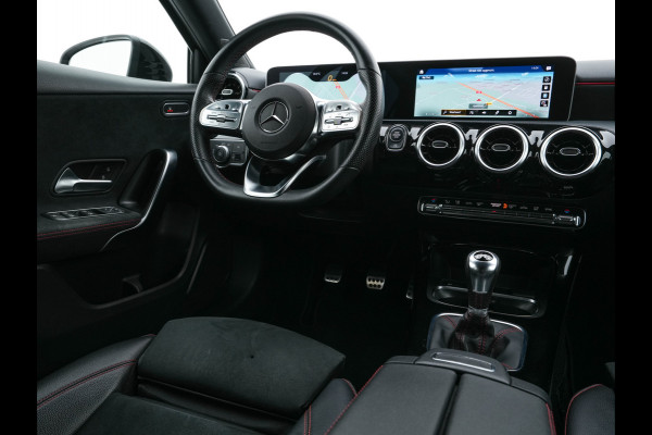 Mercedes-Benz A-Klasse 180 AMG-Line Business Solution *PANO | LEATHER-MICROFIBRE | WIDESCREEN-COCKPIT | FULL-LED | CAMERA | ECC | PDC | CRUISE | HEATED-SPORTSEATS | PRIVACY-GLASS | 18"ALU*