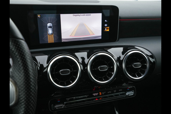 Mercedes-Benz A-Klasse 180 AMG-Line Business Solution *PANO | LEATHER-MICROFIBRE | WIDESCREEN-COCKPIT | FULL-LED | CAMERA | ECC | PDC | CRUISE | HEATED-SPORTSEATS | PRIVACY-GLASS | 18"ALU*