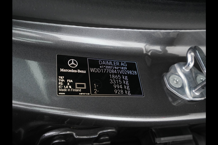 Mercedes-Benz A-Klasse 180 AMG-Line Business Solution *PANO | LEATHER-MICROFIBRE | WIDESCREEN-COCKPIT | FULL-LED | CAMERA | ECC | PDC | CRUISE | HEATED-SPORTSEATS | PRIVACY-GLASS | 18"ALU*