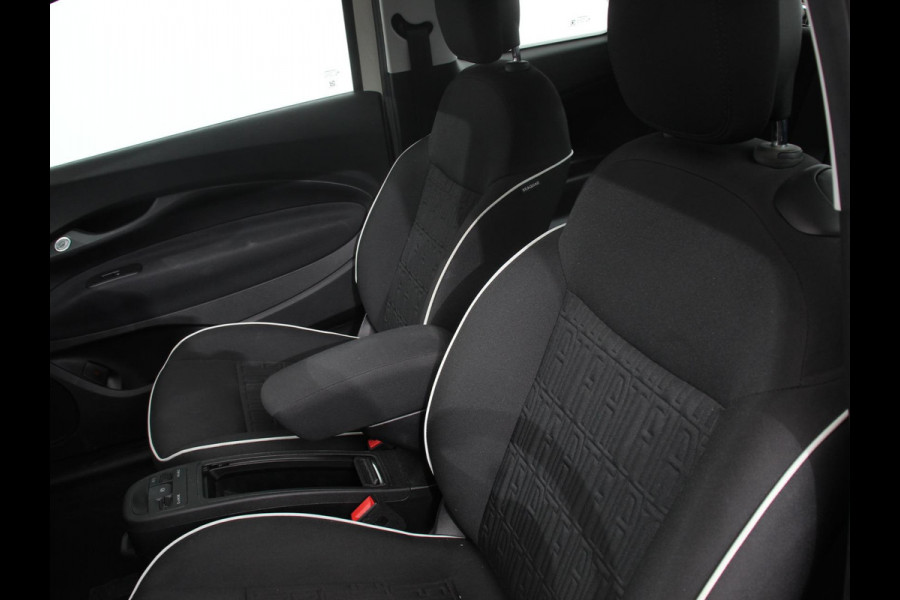 Fiat 500 Urban 42 kWh Airco Climate control 360 Camera Stoelverwarming Keyless Wireless CarPlay Dodehoek Assistant 85 kW Charger Actieradius 320km WLTP