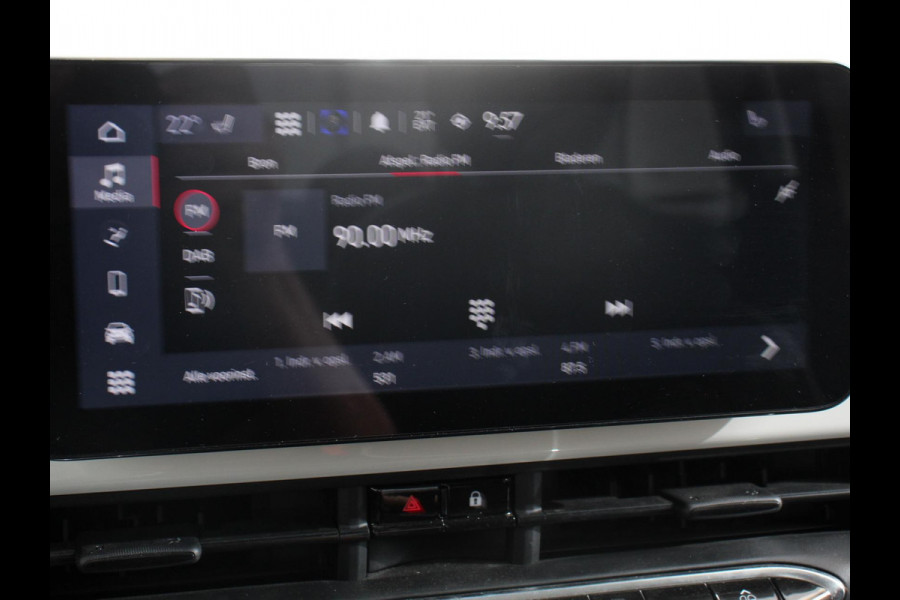 Fiat 500 Urban 42 kWh Airco Climate control 360 Camera Stoelverwarming Keyless Wireless CarPlay Dodehoek Assistant 85 kW Charger Actieradius 320km WLTP