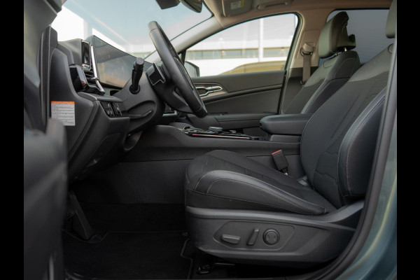 Kia Sportage 1.6 T-GDi Hybrid DynamicPlusLine | Navigatie | Schuifkanteldak | Clima | Stoel en stuurverwarming |