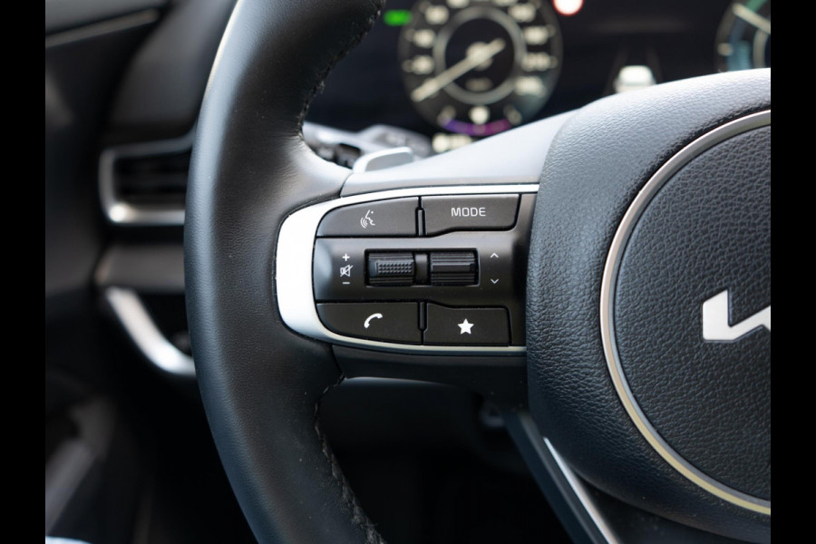 Kia Sportage 1.6 T-GDi Hybrid DynamicPlusLine | Navigatie | Schuifkanteldak | Clima | Stoel en stuurverwarming |