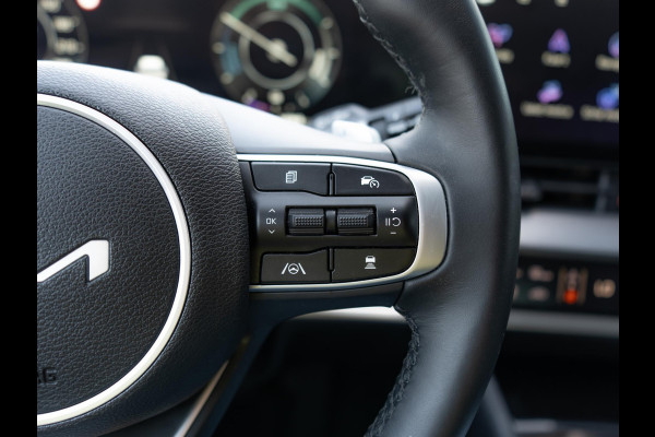 Kia Sportage 1.6 T-GDi Hybrid DynamicPlusLine | Navigatie | Schuifkanteldak | Clima | Stoel en stuurverwarming |