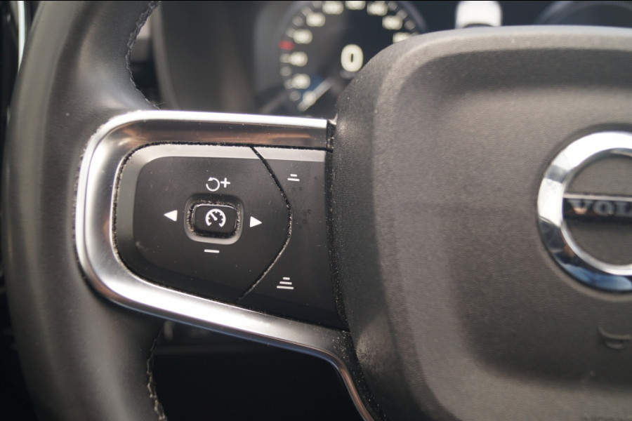 Volvo XC40 1.5 T4 Recharge R-Design -NAVI-ECC-CAM-LED-